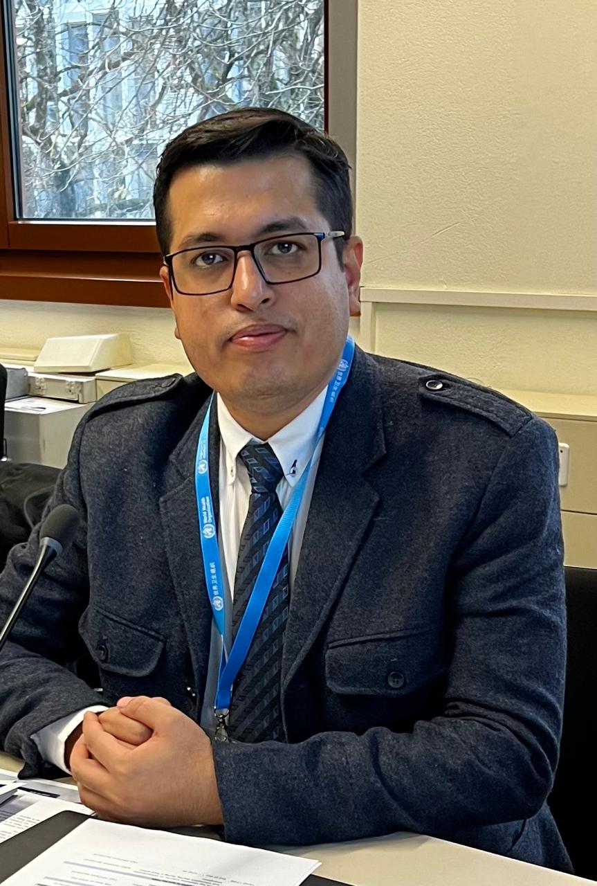 Dr. Vikas Talwar